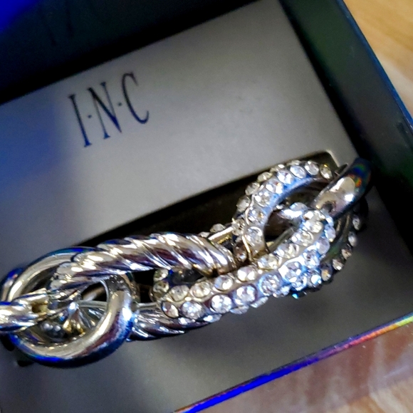 Bracelet - Picture 5 of 7